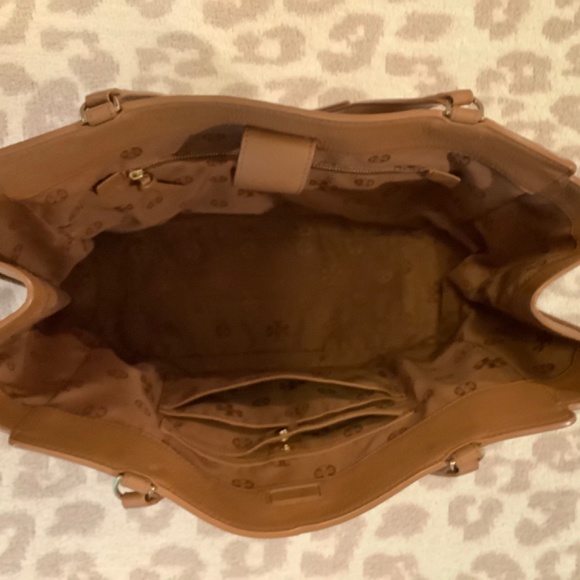 Tory Burch Ivy Side-Zip tote - Picture 6 of 8